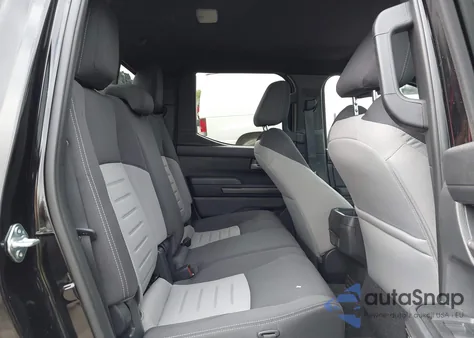 2025 Toyota Tacoma Trd Sport 4Wd z USA, uszkodzony, nr VIN 3TMLB5JN2SM107985